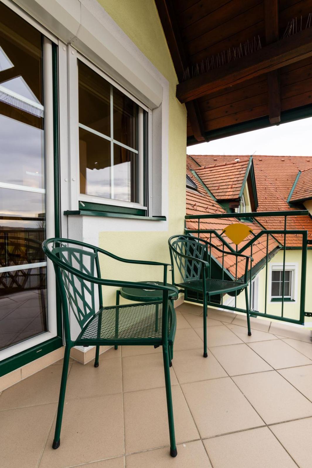 Hotel Xylophon - Inklusive Thermeneintritte Lutzmannsburg Exterior photo